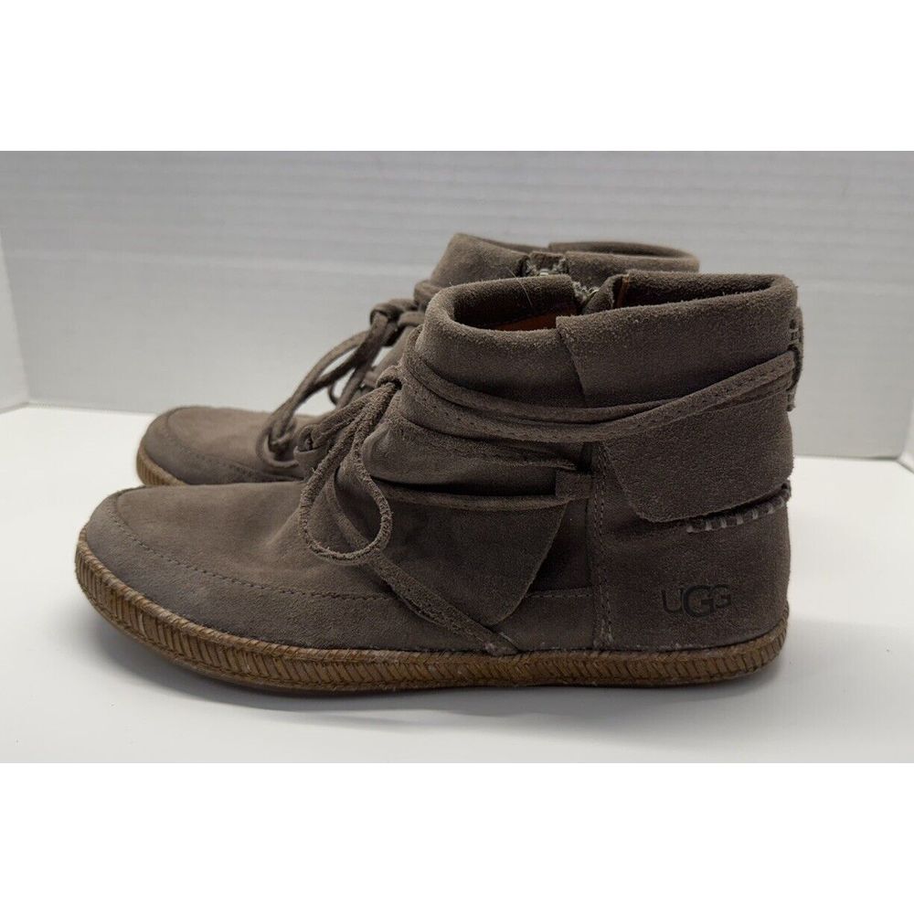 Ugg Women's Reid Moccasin Lace Up Suede Leather Booties Size 6